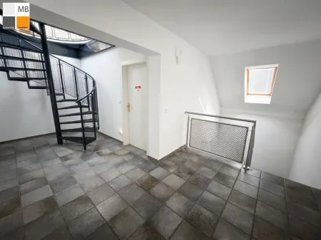 Stiege zur Dachterrasse