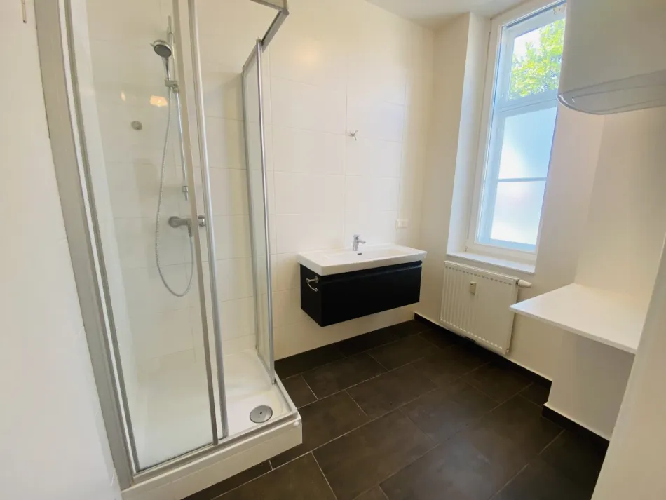 Ein-Zimmer-Wohnung. Hier ist das Glück zu Hause - Bild