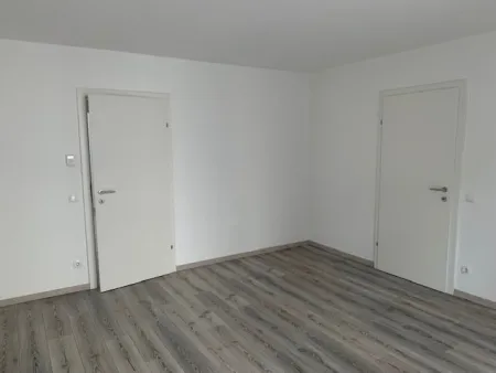 Guntramsdorf 2 Zimmer Südbalkon - Bild