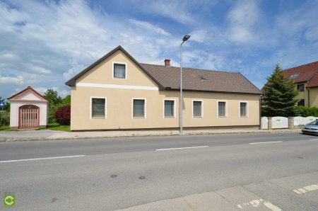 CHRISTOPH CHROMECEK IMMOBILIEN - BAD VÖSLAU / Großau - Zweifamilienhaus mit Werkstatt und Garage!