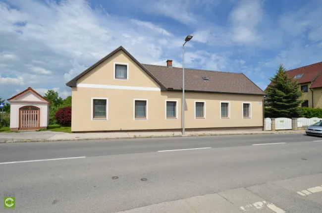 CHRISTOPH CHROMECEK IMMOBILIEN - BAD VÖSLAU / Großau - Zweifamilienhaus mit Werkstatt und Garage! - Bild