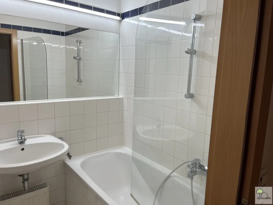 Besichtigung am 28.10.26 , von 16h. bis 17.30h !!! Nette 1-Zi-Wohnung in 1140 Wien – Perfekt für Singles! - Bild