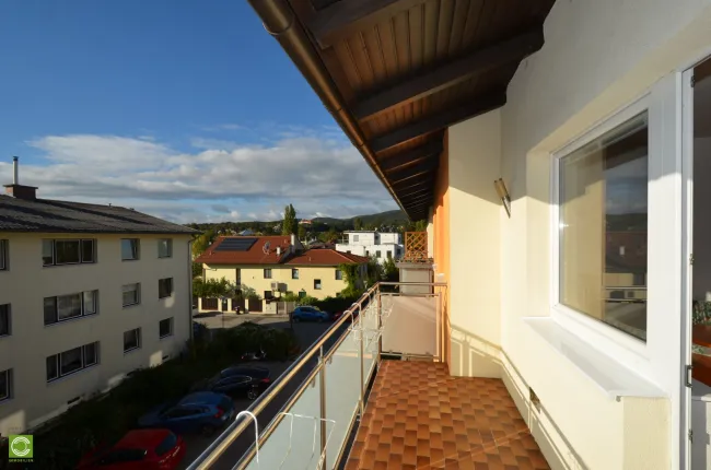 CHRISTOPH CHROMECEK IMMOBILIEN - PERCHTOLDSDORF - Zentrumsnahe 3-Zimmer-Anlegerwohnung mit Balkon! - Titelbild