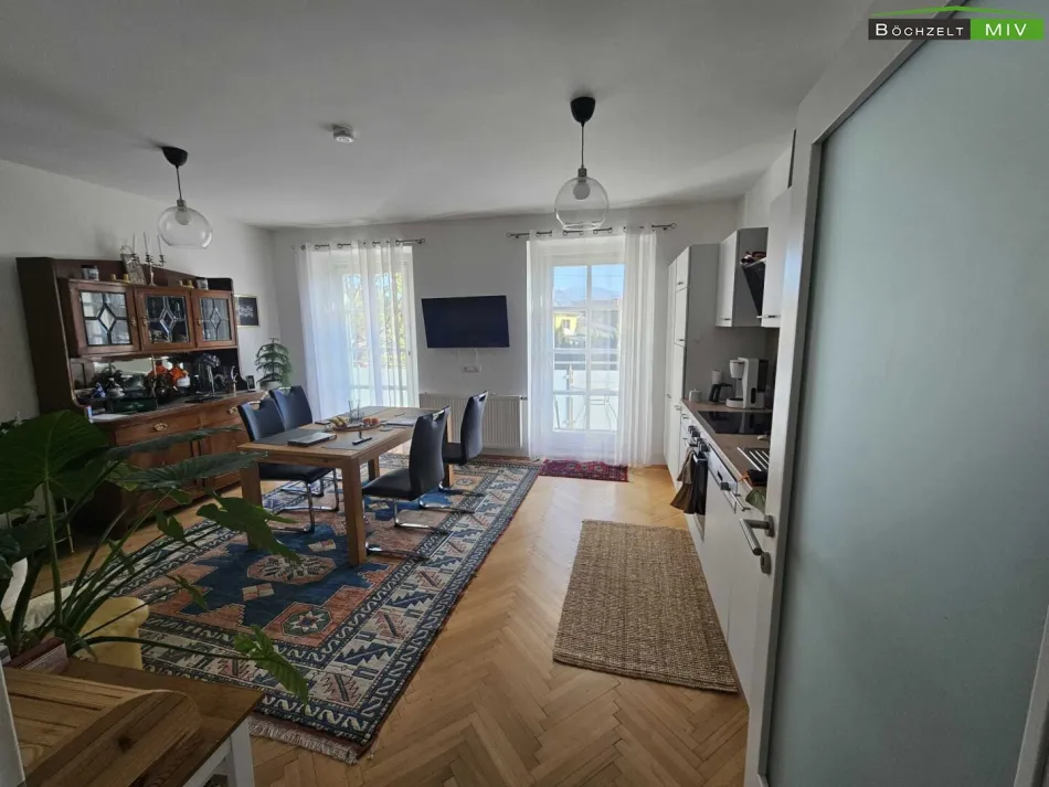Helle 3-Zimmer-Wohnung mit Balkon und möblierter Küche – Linderwald Zeltweg - Bild