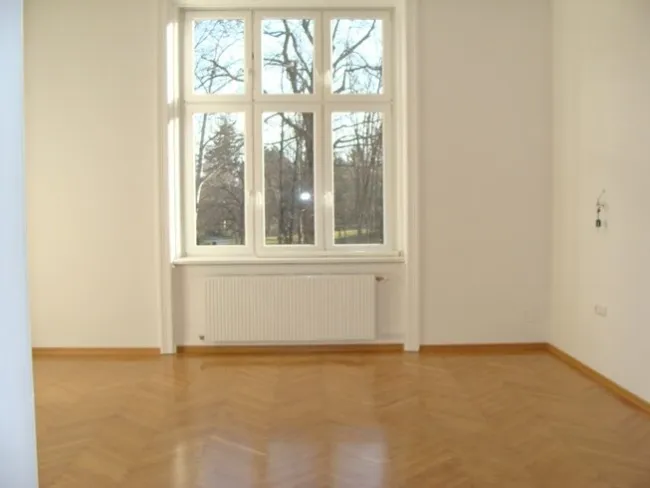 Geräumige 6-Zimmer-Wohnung in Baden – Garten, Balkon & moderne Ausstattung warten auf Sie! - Bild