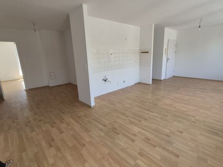 Ca. 68,40 m² Terrassenwohnung mit 24,70 m² südostseitiger Terrasse