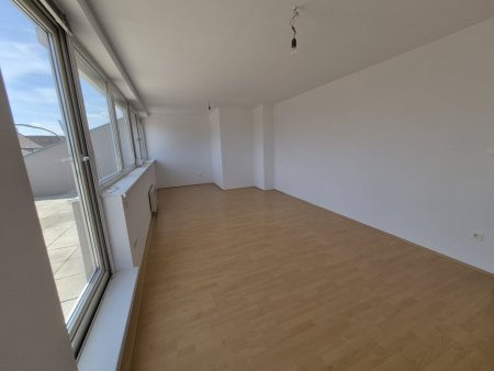 Ca. 68,40 m² Terrassenwohnung mit 24,70 m² südostseitiger Terrasse