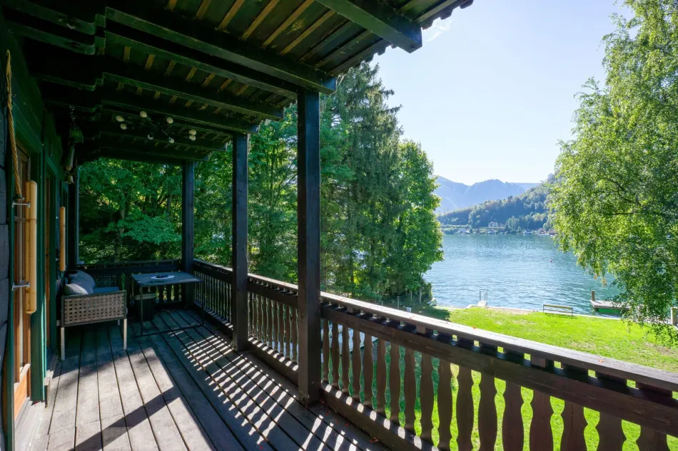 Mit Seezugang: Salzkammergut-Flair trifft auf außergewöhnliche Lebensqualität - Titelbild