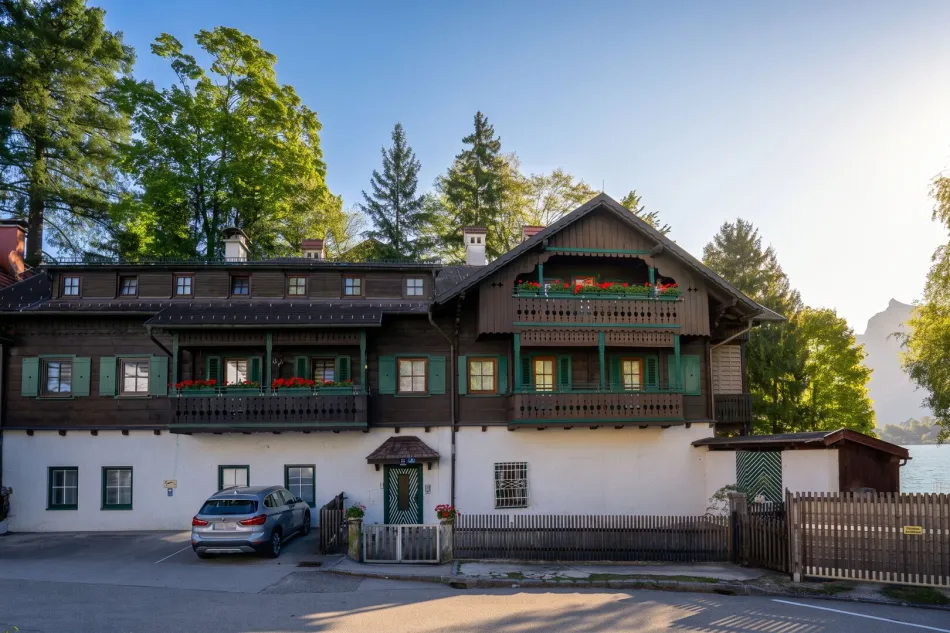 Mit Seezugang: Salzkammergut-Flair trifft auf außergewöhnliche Lebensqualität - Bild