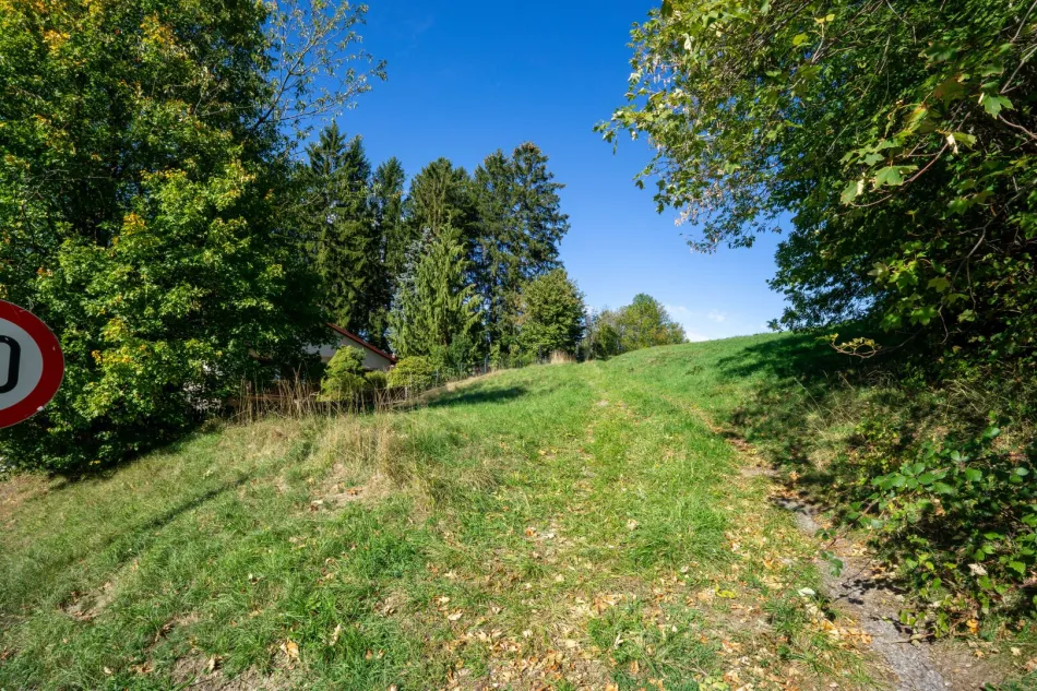 Grundstück mit Baulandwidmung nach Süden