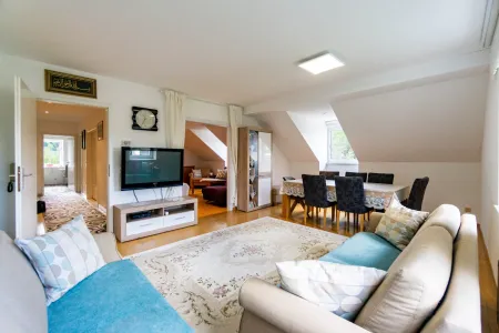 Wohnzimmer DG
