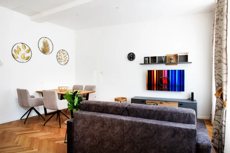 Raum zum Wohnen und Genießen | 2 Zimmer mit großzügiger Wohnküche - Bild