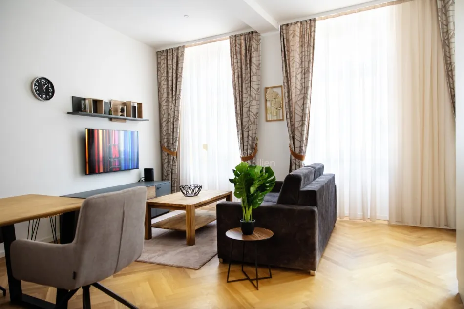 Raum zum Wohnen und Genießen | 2 Zimmer mit großzügiger Wohnküche - Titelbild