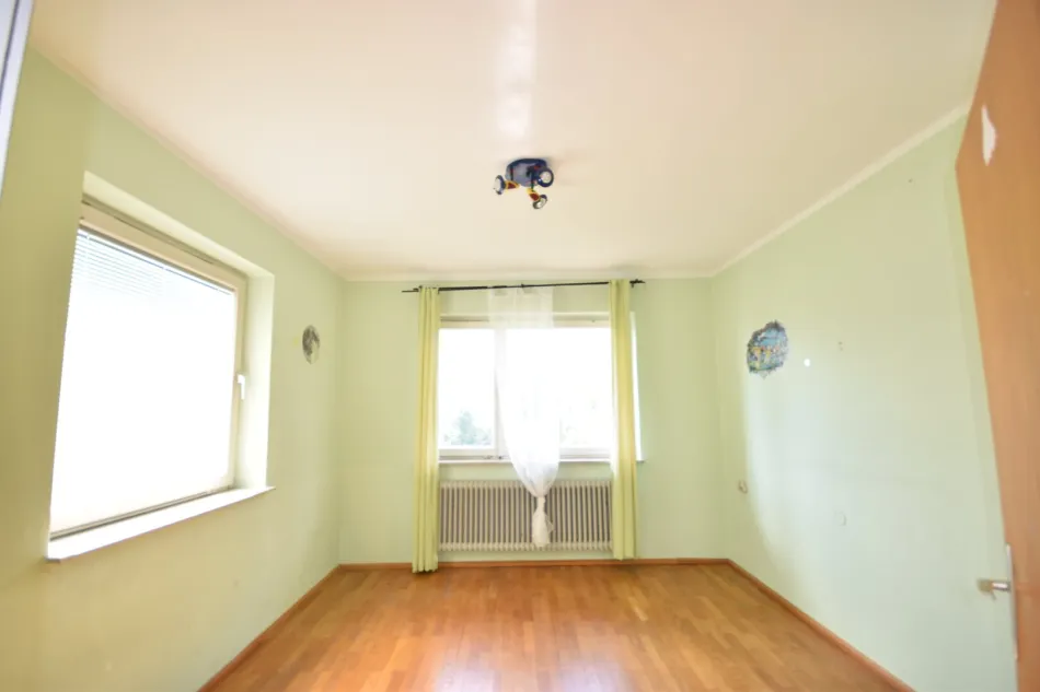 "KIRCHBACH im GAILTAL - Ruhige 2,5 Zimmer Wohnung mitten im Grünen" - Bild