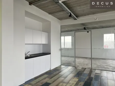 bezugsfertige Büros im 2. Obergeschoss inkl. Teeküche
