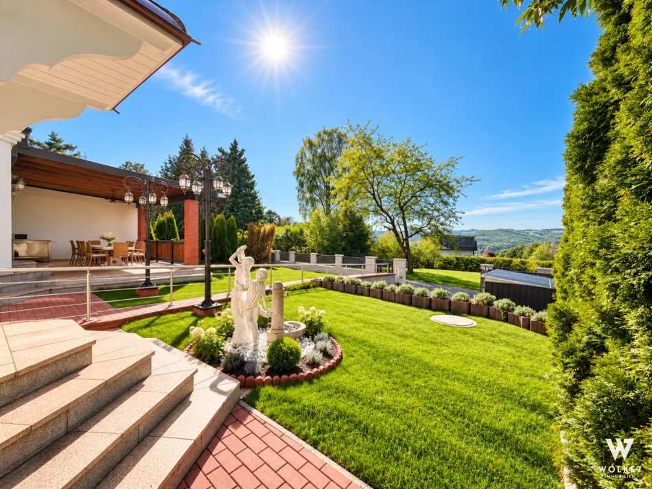 Ein Juwel für Liebhaber | Aufwendig kernsanierte Villa im Wienerwald | Jugendstilcharakter | 228 m² WNF | Lift & Whirlpool - Titelbild