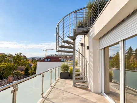 Wendeltreppe zur Dachterrasse