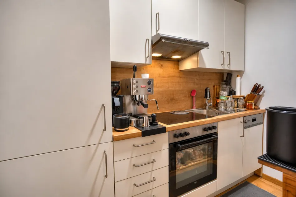 Moderne Zwei-Zimmer-Wohnung mit Balkon inkl. Heizung & Tiefgarage - Bild