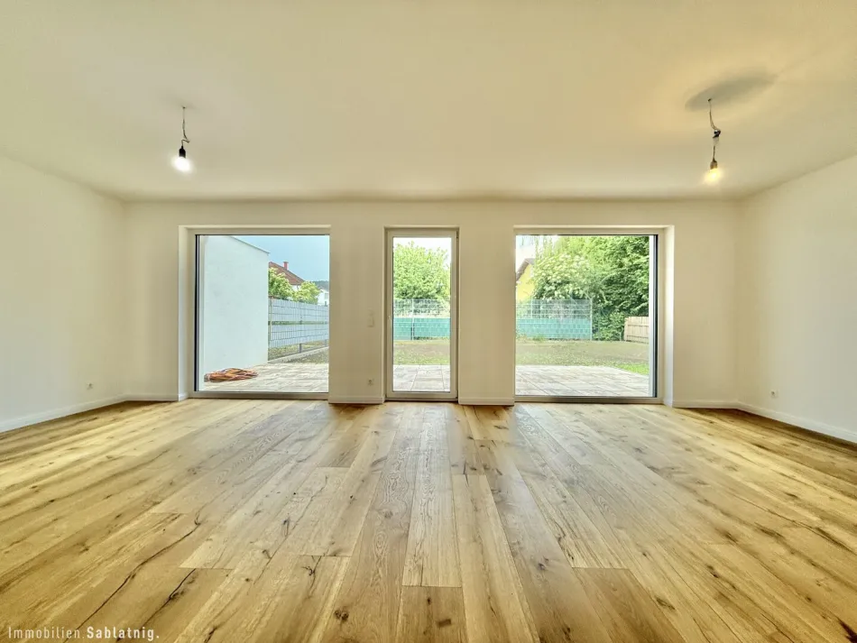 IHR SCHLÜSSELFERTIGES TRAUMHAUS IN IDYLLISCHER LAGE! Modern, komfortabel und naturnah! - Bild