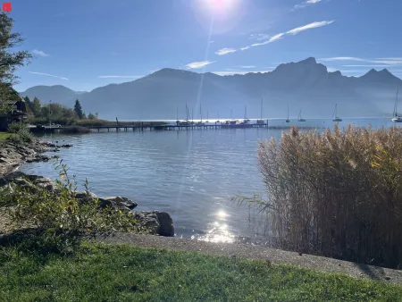 453 m vom Haus zum See