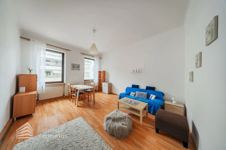 Charmante 2 Zimmer Wohnung nahe Schönbrunn - Bild