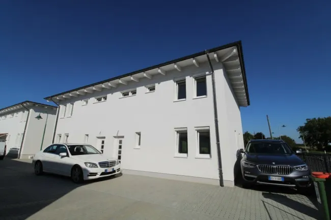 Vorderansicht; Autos KI generfiert