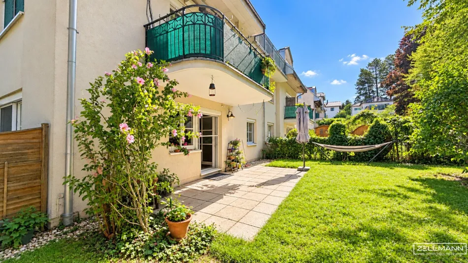 GARTENGLÜCK AM WIENERWALD! 116 m² Wohnkomfort, 166 m² Privatgarten & Garage! | ZELLMANN IMMOBILIEN - Titelbild