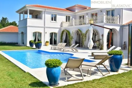 Exklusive und außergewöhnliche Luxus-Villa in TOP-Lage! - Bild