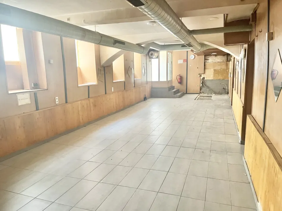 PROVISIONSFREI ! Ca. 90 m² große Lagerräumlichkeiten zur Anmietung, unbefristet! - Bild