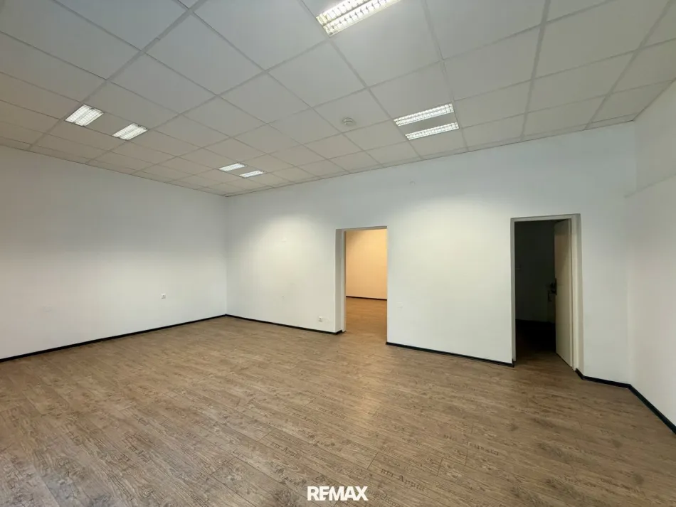 64 m² Nutzfläche für Geschäftslokal - Bild