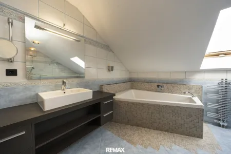 Badezimmer DG Einfamilienhaus