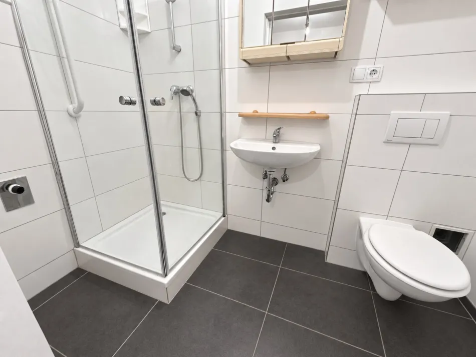 Vorsorgewohnung mit 6,4 % Rendite: kernsanierte Single-Wohnung um 95.000 € - Bild