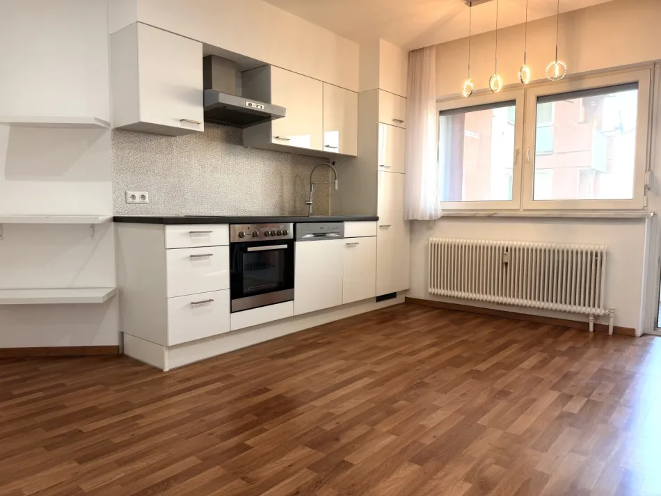 das erste eigene Zuhause oder clevere Kapitalanlage mit Loggia & Stellplatz - Titelbild