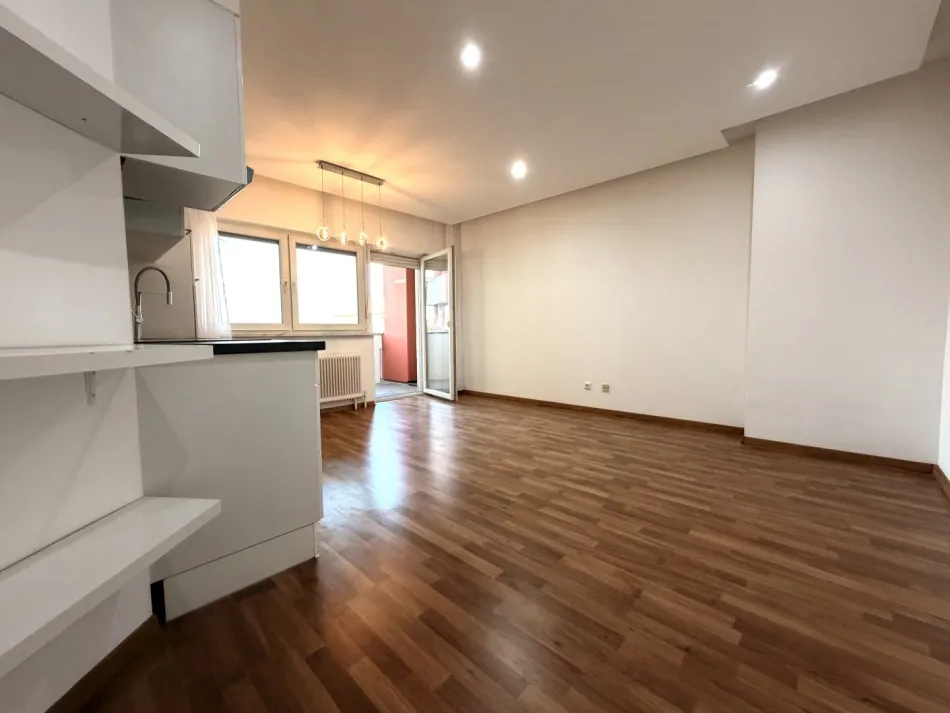 das erste eigene Zuhause oder clevere Kapitalanlage mit Loggia & Stellplatz - Bild