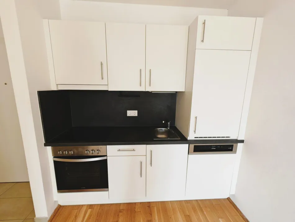 Modernes Wohngefühl: Helle 2-Zimmer-Wohnung mit Loggia - ab 01.02.2027 - Bild