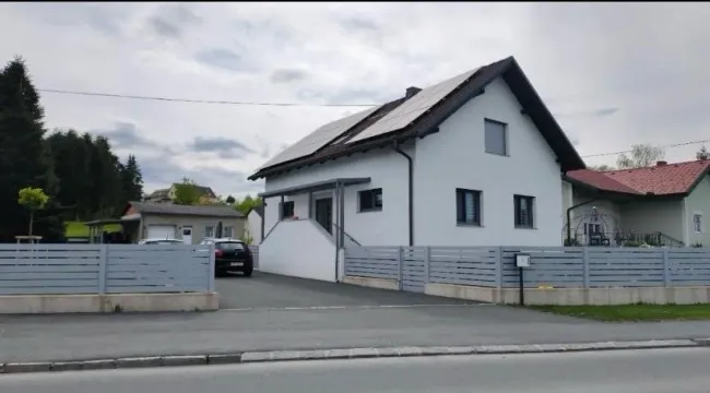 Modernisiertes Einfamilienhaus mit Garten, Garage, Kohfidisch - Titelbild