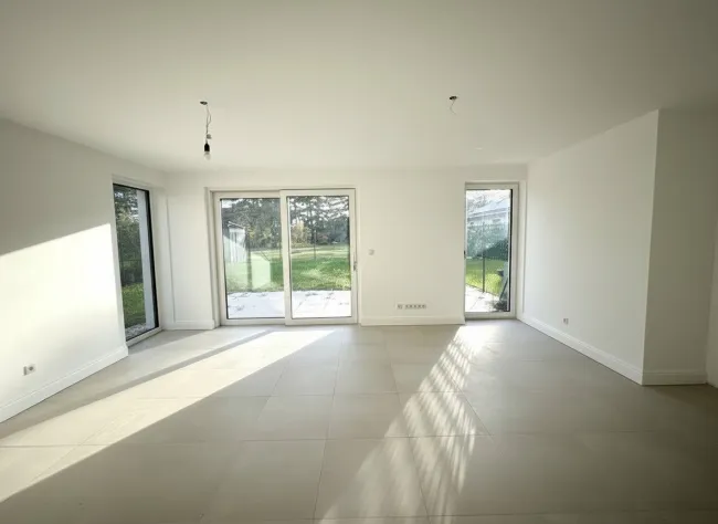 Moderne Doppelhaushälfte in Steinabrückl - Titelbild