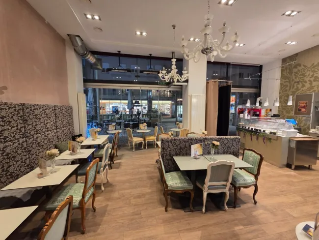 TOP GASTROFLÄCHE MIT GROSSEM GASTGARTEN IN FUSSGÄNGERZONE GASTROTEL IMMOBILIEN - Bild