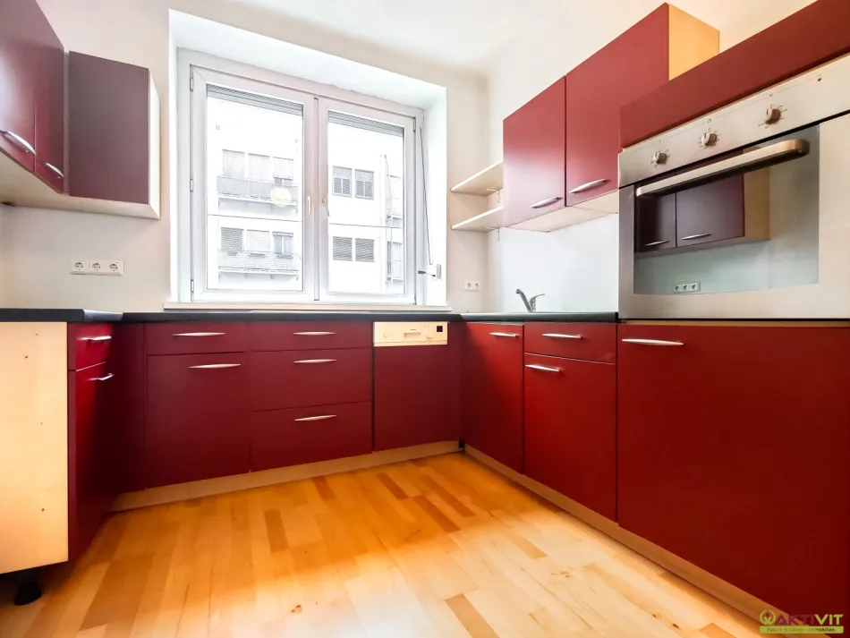 Zentrale 2-Zimmer-Wohnung mit Loggia und Parkplatz in Graz - Gries. - Bild
