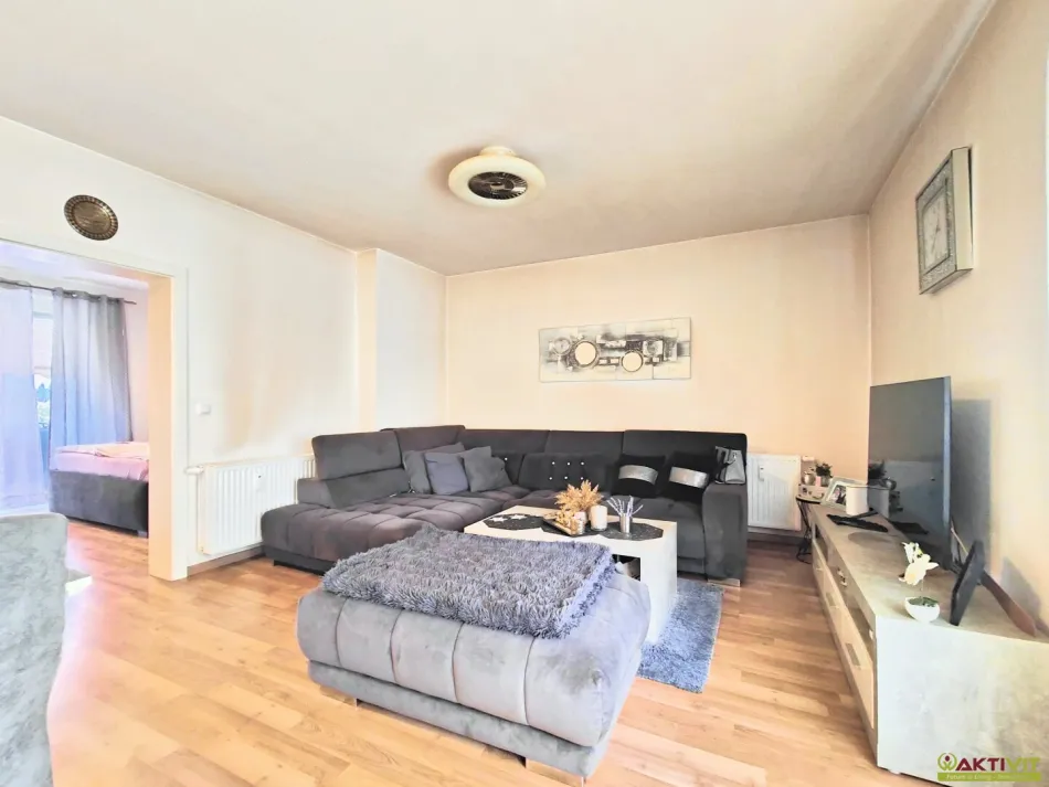 Gepflegte Eigentumswohnung mit Ostbalkon im obersten Geschoß in Kalsdorf bei Graz - Bild