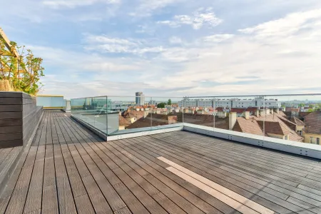 Ausblick Rooftop Pool