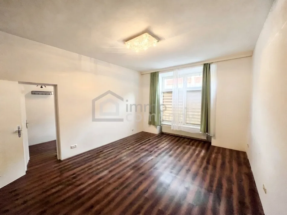 3-Zimmer-Wohnung mit großer Innenhofterrasse in 1140 Wien - Titelbild
