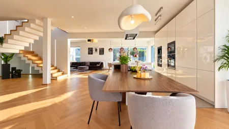 Kompagnon Immobilien GmbH Wohn- & Essbereich