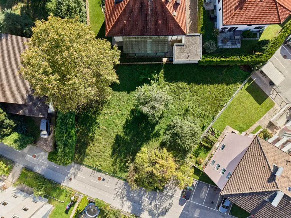 Grundstück mit Festungsblick