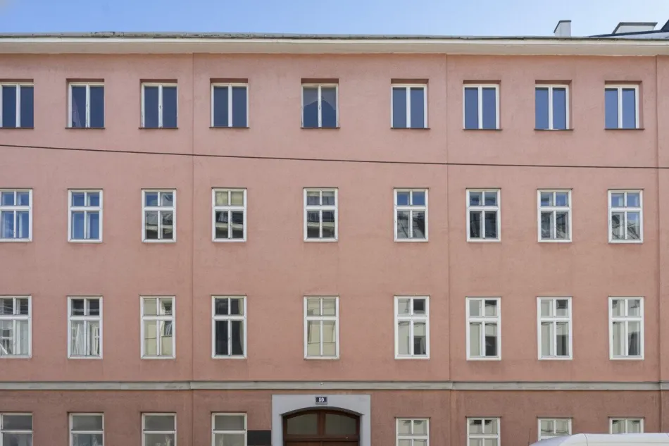 Großzügige 5-Zimmer-Wohnung mit Balkon & Loggia im beliebten Kutschkerviertel - Bild