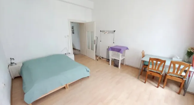 Arnethgasse Zimmer.png