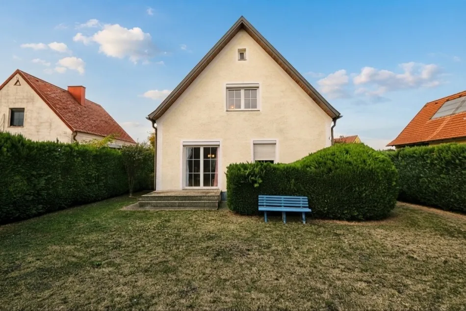 Kleines Haus mit schönem Garten am Ortsrand von Zillingdorf - Bild