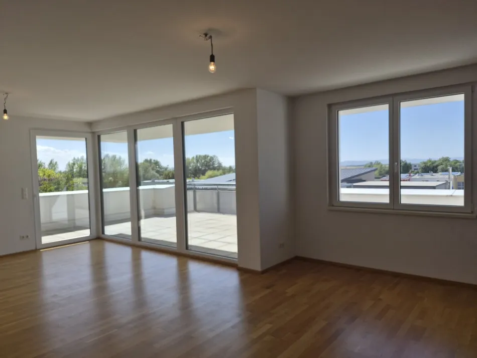 Wohnen wie im Urlaub - Dachterrassenwohnung mit Seezugang und traumhaften Ausblick - Bild
