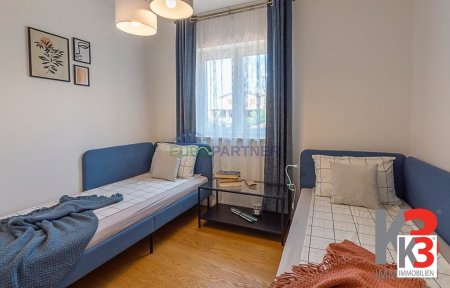 K3 - Zweizimmerwohnung in Meeresnähe in Novigrad