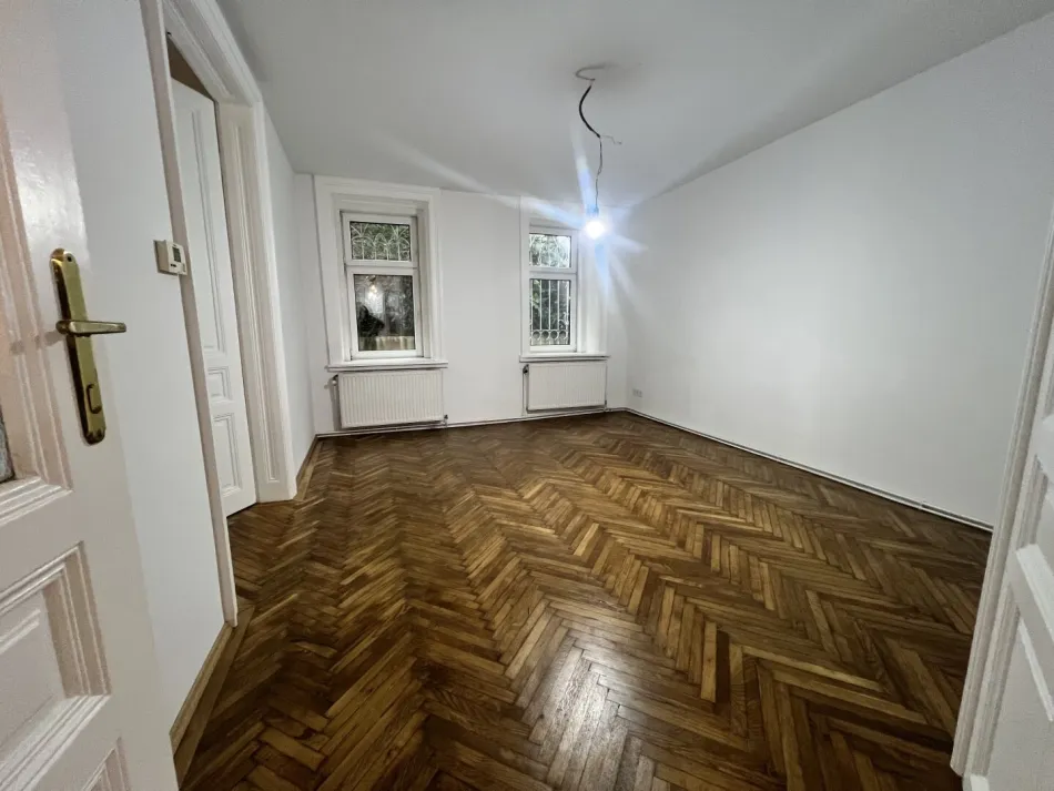 Raum für Träume – Großzügige 2,5 Zimmer Wohnung voller Charme mit Terrasse in 1180 Wien - Bild